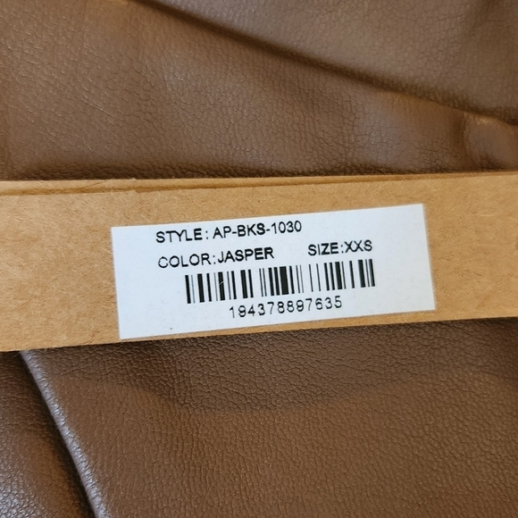 Skims Faux Leather Biker Short in Jasper - NWT - Picture 4 of 7